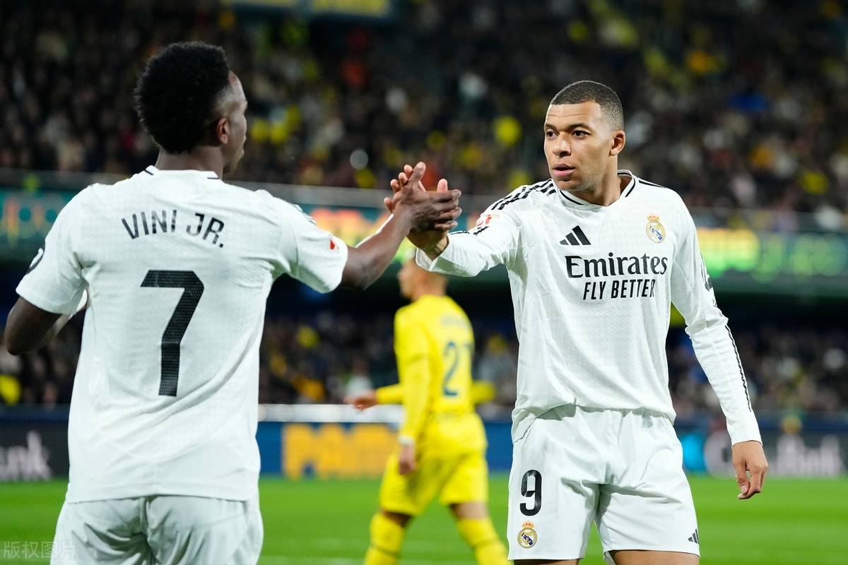 爱游戏官网-姆巴佩官方宣布比赛规则变更新规，中国队引发争议！观众掌声雷动(姆巴佩个人资料)