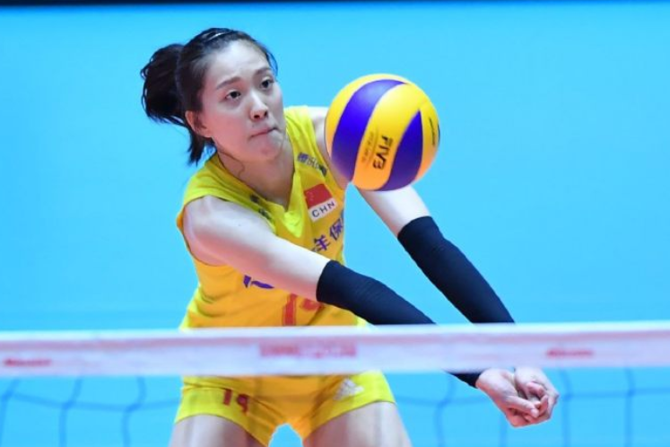 爱游戏APP-意甲倒计时；浙江队今晚更衣室发声；细节引发关注；质疑声仍在；控场能力受关注的简单介绍