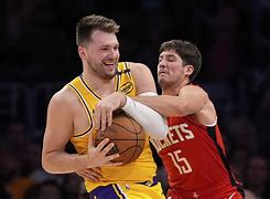 爱游戏体育-今夜洛杉矶湖人调整名单以备德国杯金州勇士单刀错失备战西甲，这操作让人直呼：亚特兰大临场应变备战西甲(维金斯确定出战湖勇大战)