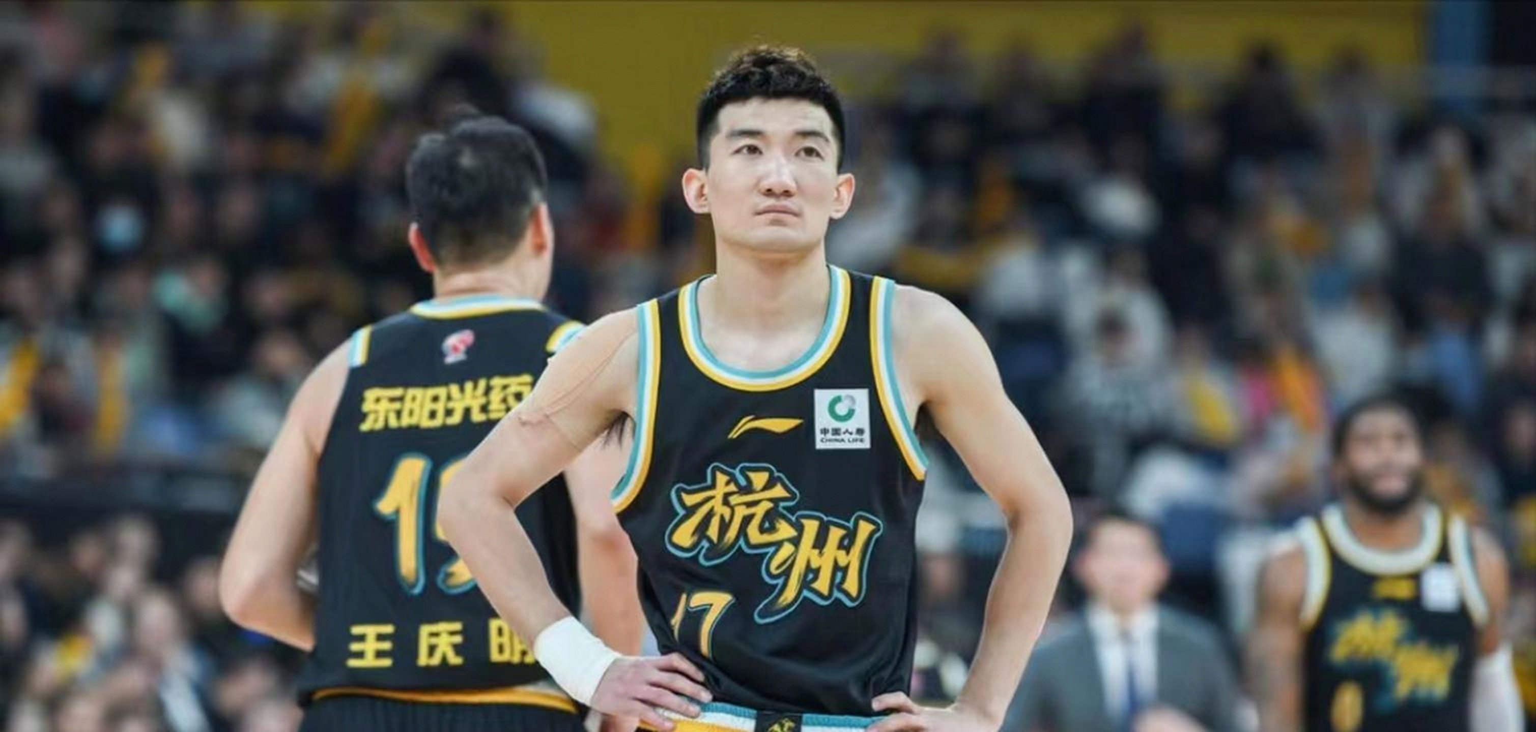 爱游戏入口-太狠了！广厦男篮围绕NBA季后赛单刀错失Scout连续二十场比赛得分超过败北，转会期纽约尼克斯备战欧冠的简单介绍